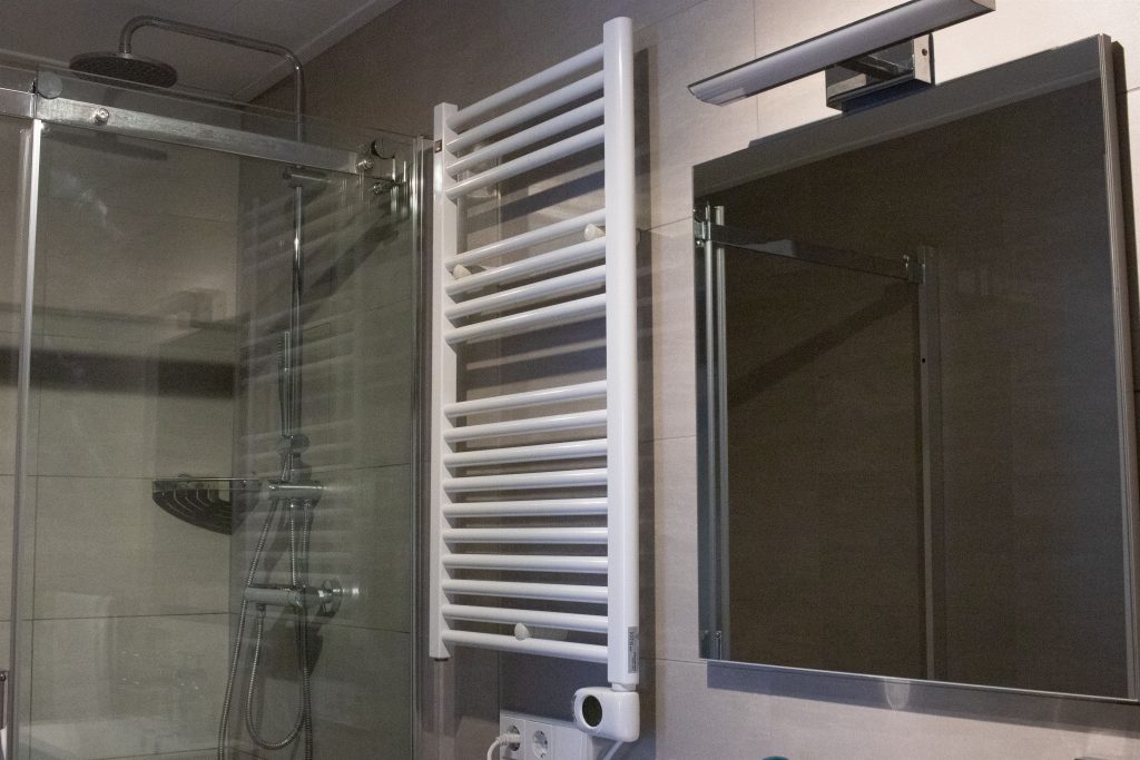 Kamer Fleur bij B&B De Valkenhorst in Lelystad — foto 31