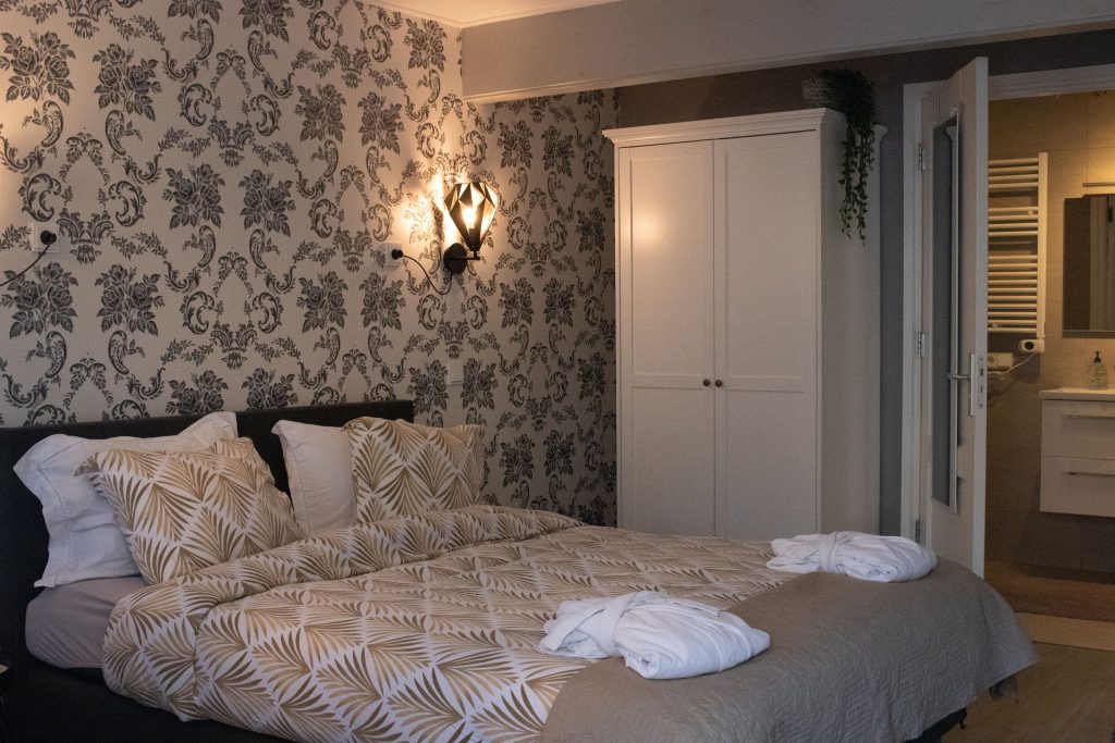 Kamer Fleur bij B&B De Valkenhorst in Lelystad — foto 19