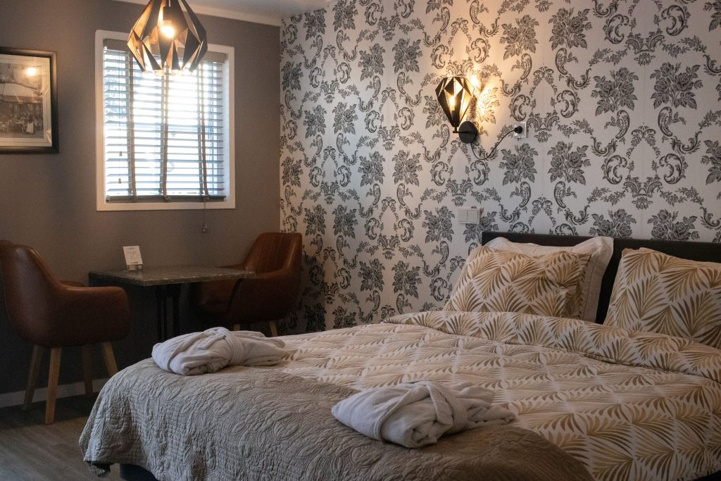 Kamer Fleur bij B&B De Valkenhorst in Lelystad — foto 21