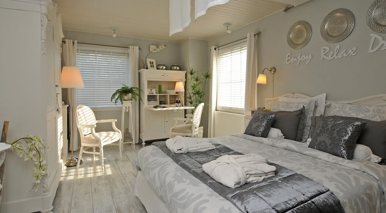Kamer Babette bij B&B De Valkenhorst in Lelystad — foto 19